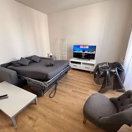 Hype-center Balcony 3br Ac Near Tram For6 Guests * Ницца