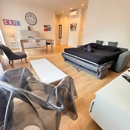 Hype-center Balcony 3br Ac Near Tram For6 Guests * Nice